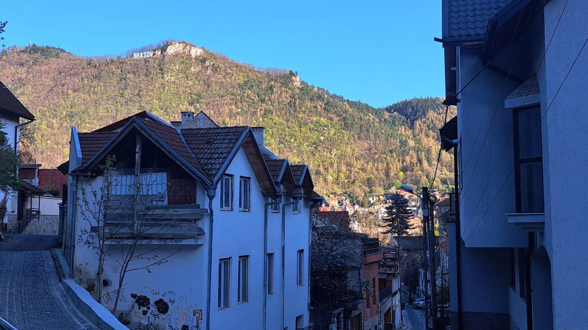 Cosy Studio In The Heart Of Braşov Exterior foto
