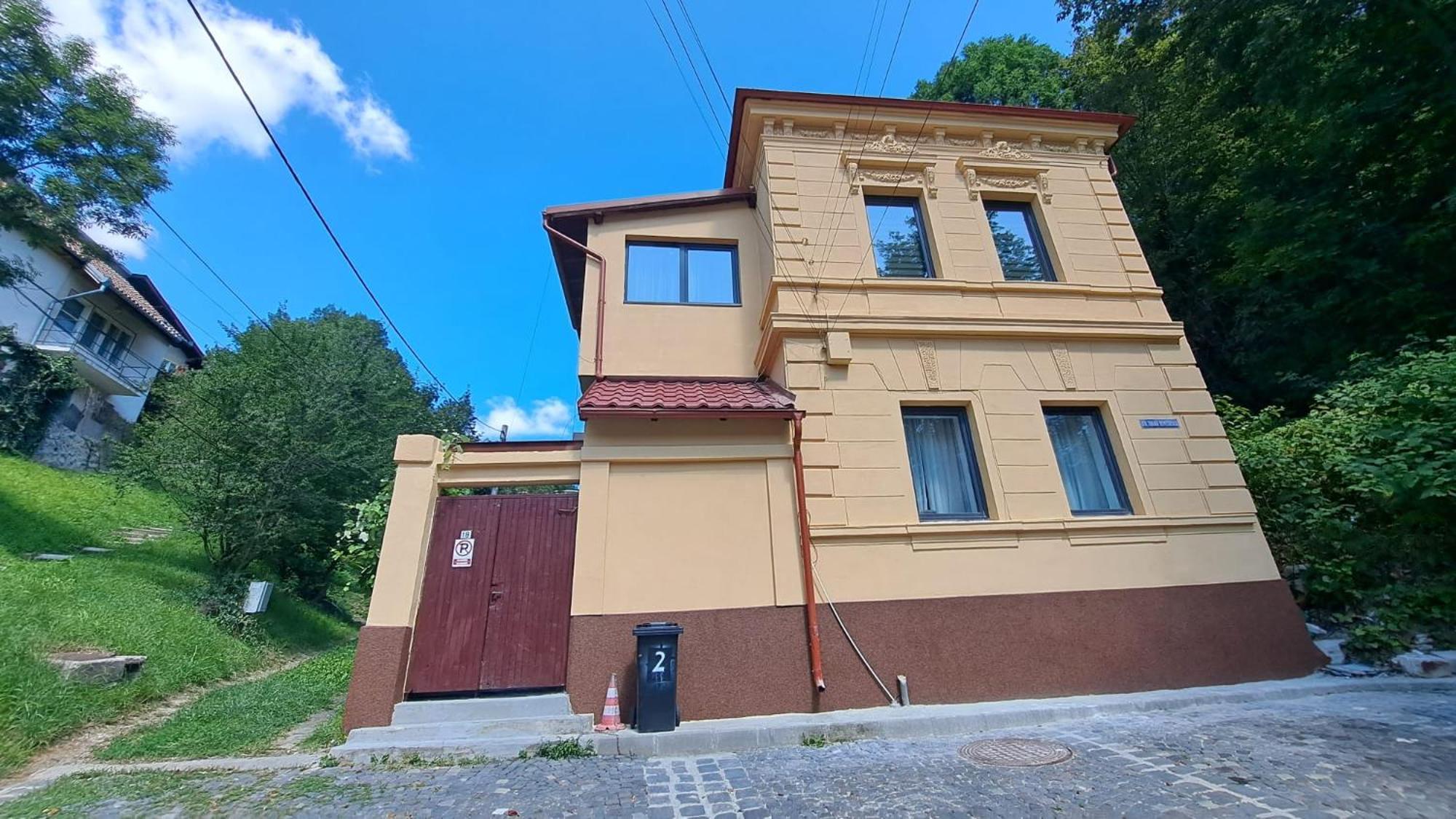 Cosy Studio In The Heart Of Braşov Exterior foto